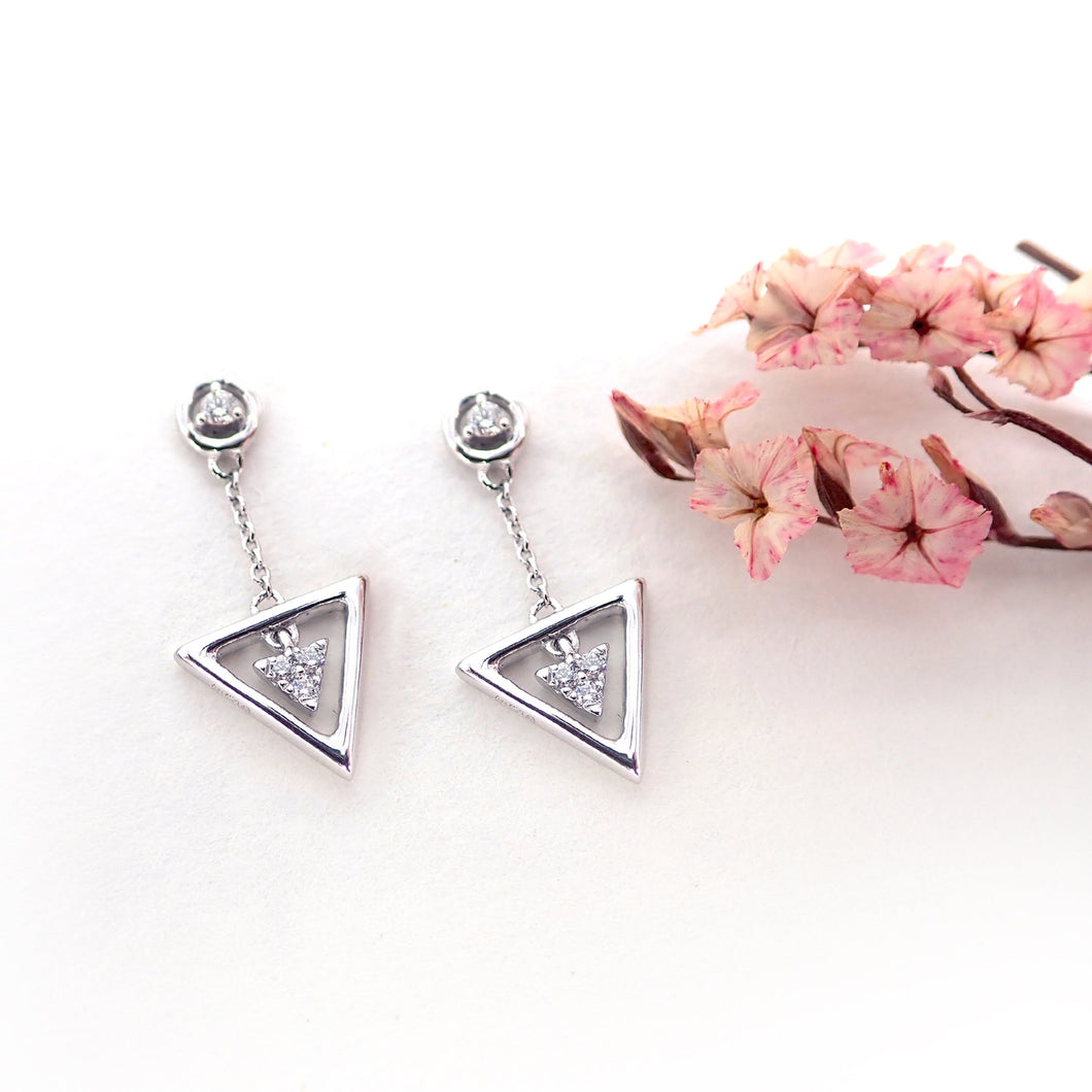 18K白金鑽石耳環