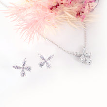 將圖片載入圖庫檢視器 18K白金鑽石耳環
