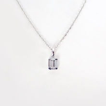 將圖片載入圖庫檢視器 18K白金長方形鑽石吊墜
