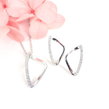 將圖片載入圖庫檢視器 18K白金鑽石耳環
